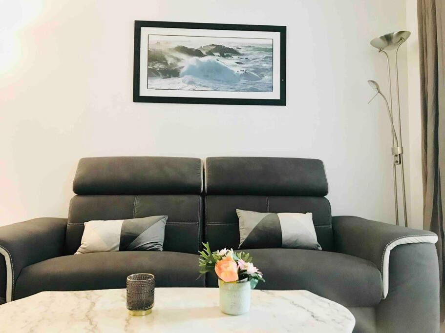 Disney Cosy Lounge Serris Bagian luar foto