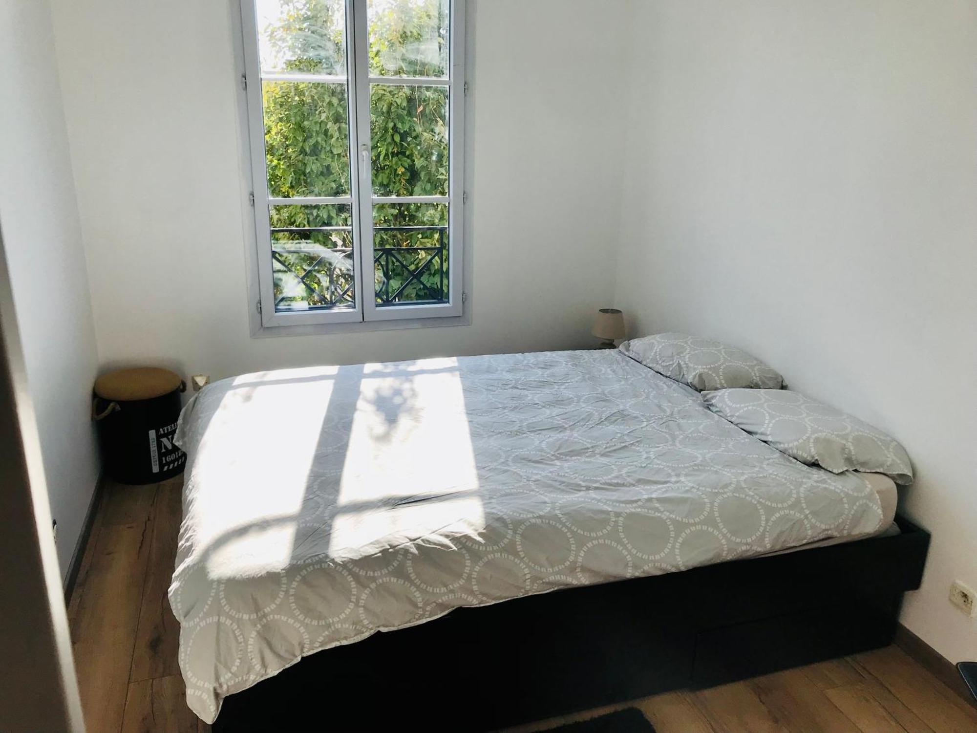 Disney Cosy Lounge Serris Bagian luar foto